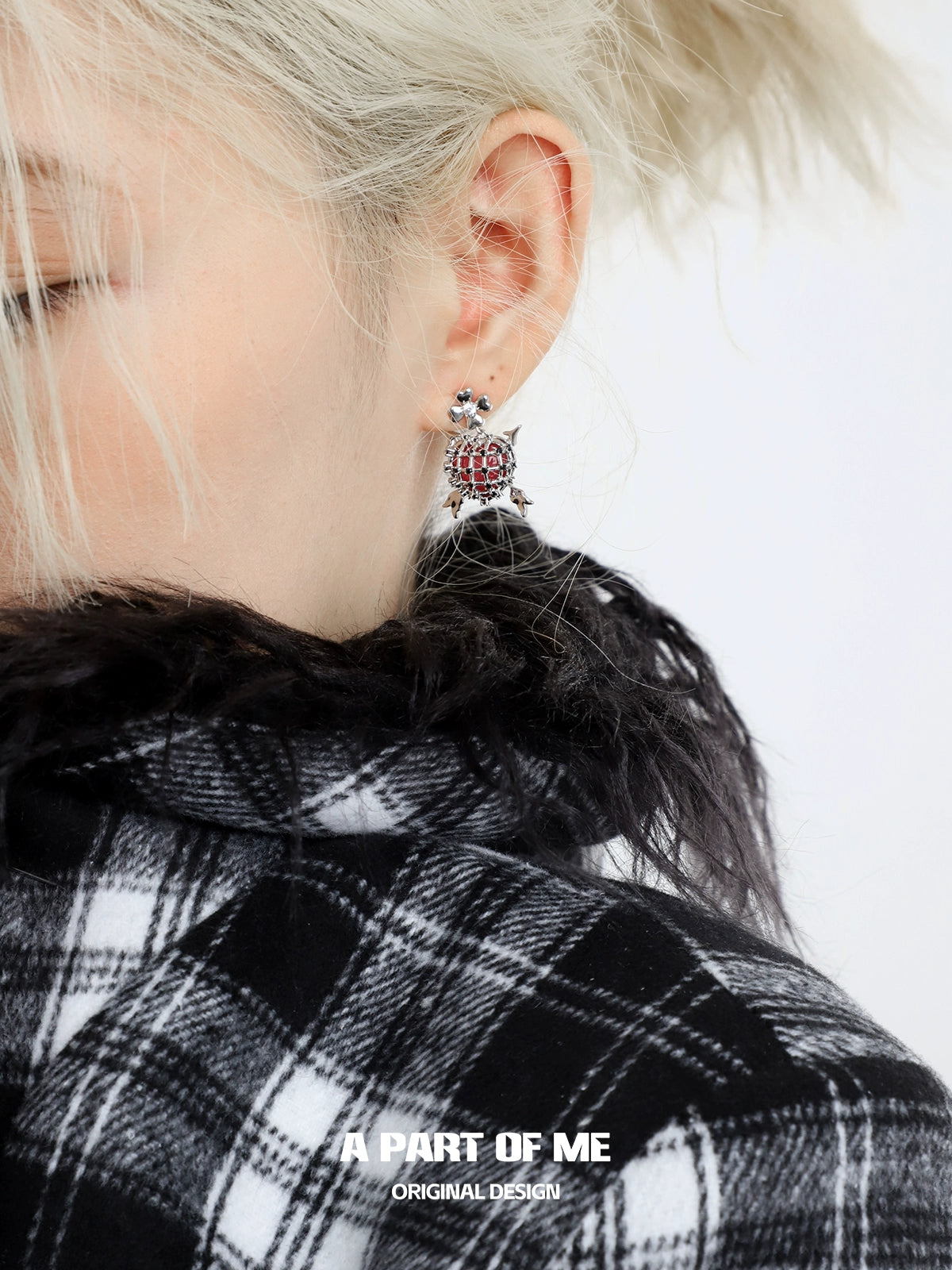 Thorn Heart Gothic Earrings