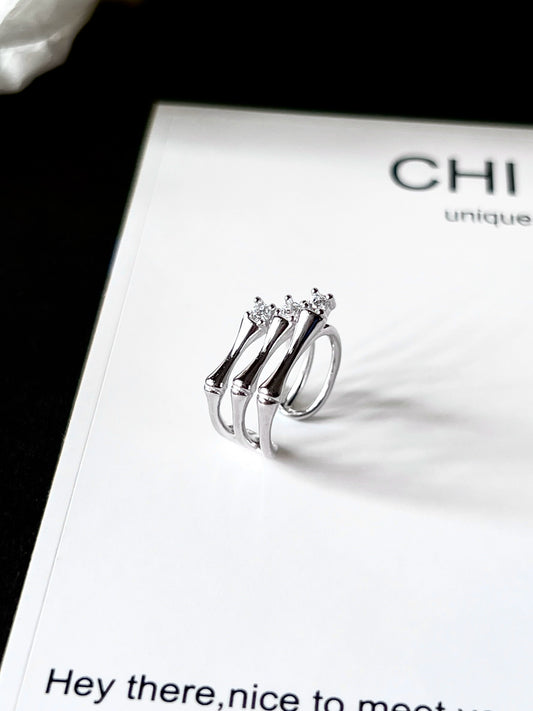 "Bone Deed" Zircon Bone Ear Clip