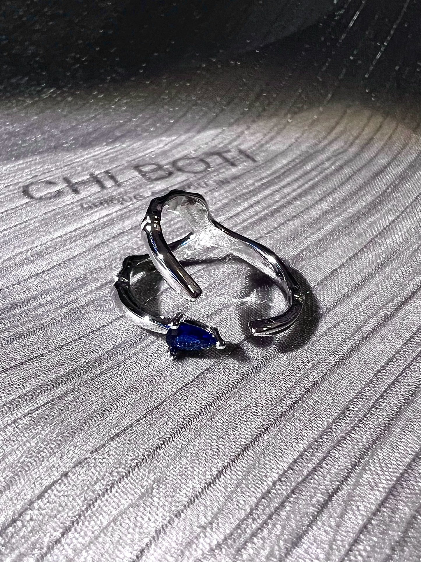 "Ravenclaw Eagle" Zircon Ring