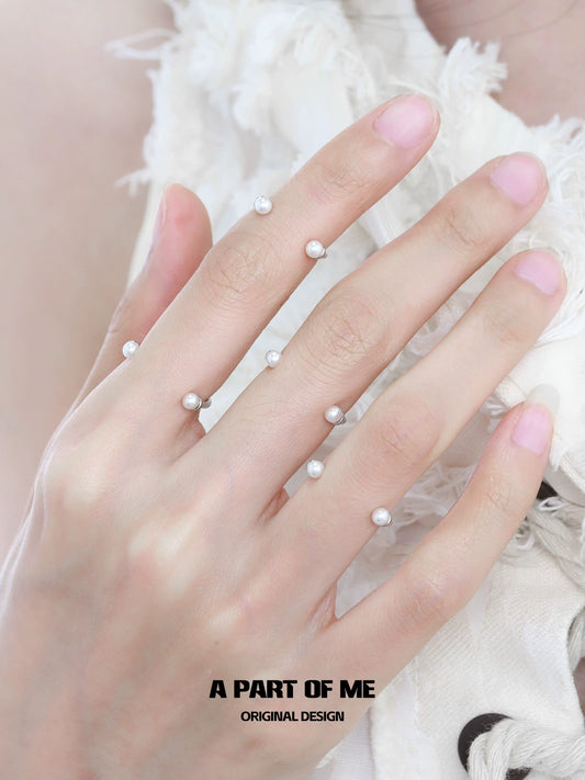 Minimal Pearl Joint Ring