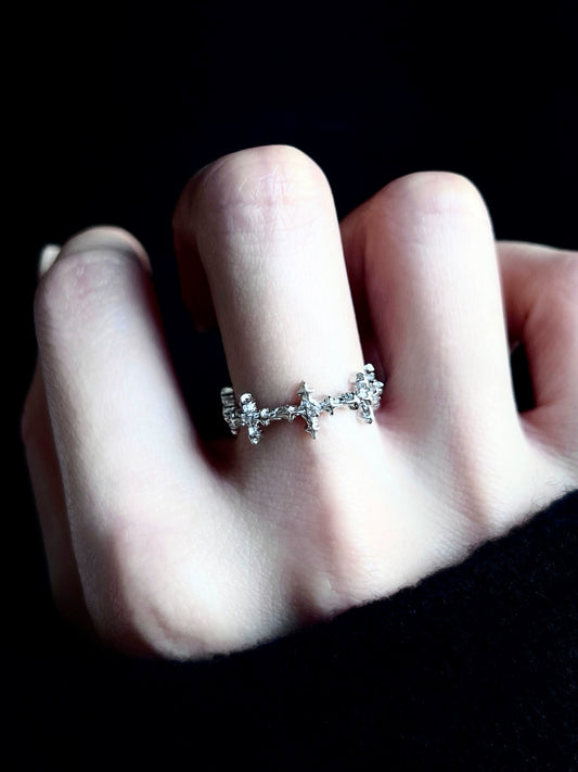 "Star Snow Night" Starburst Ring