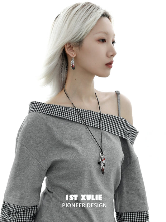 Y2K Red Feather Messenger Earrings