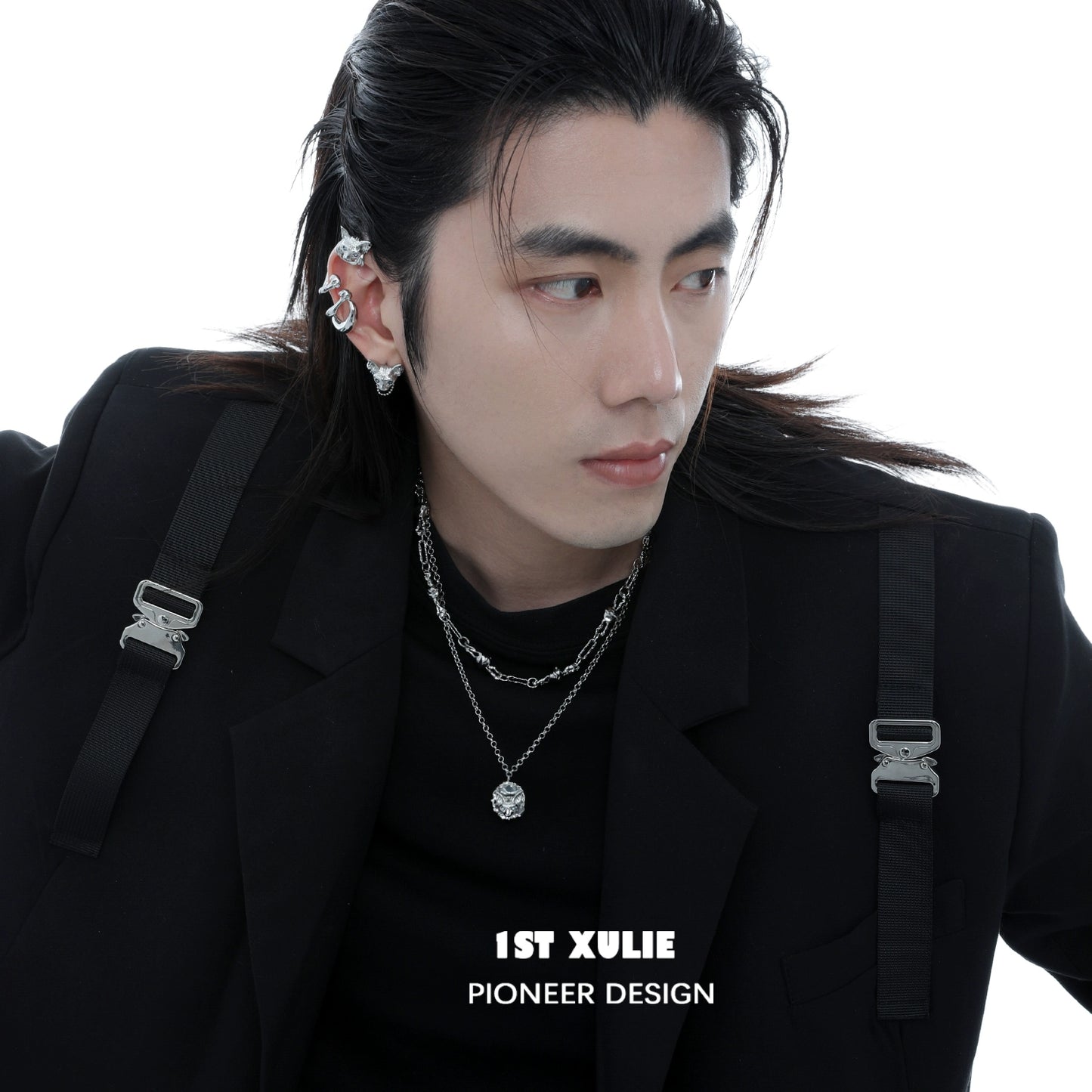 Fierce Crowned Cat Clavicle Chain