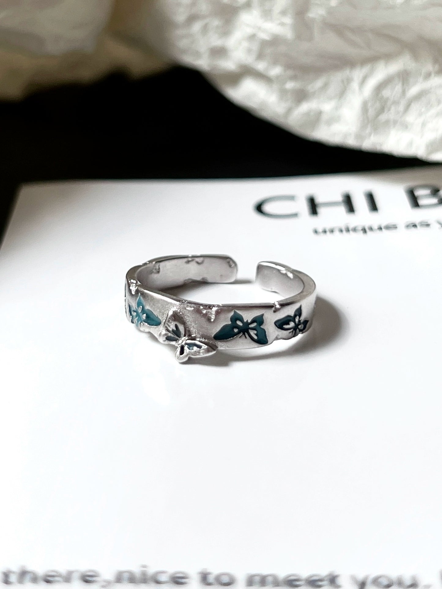 "Butterfly Relief" Hollow Ring