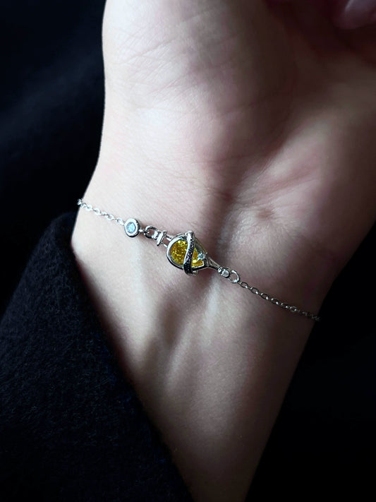 "Welfare Agent" Yellow Zircon Bracelet
