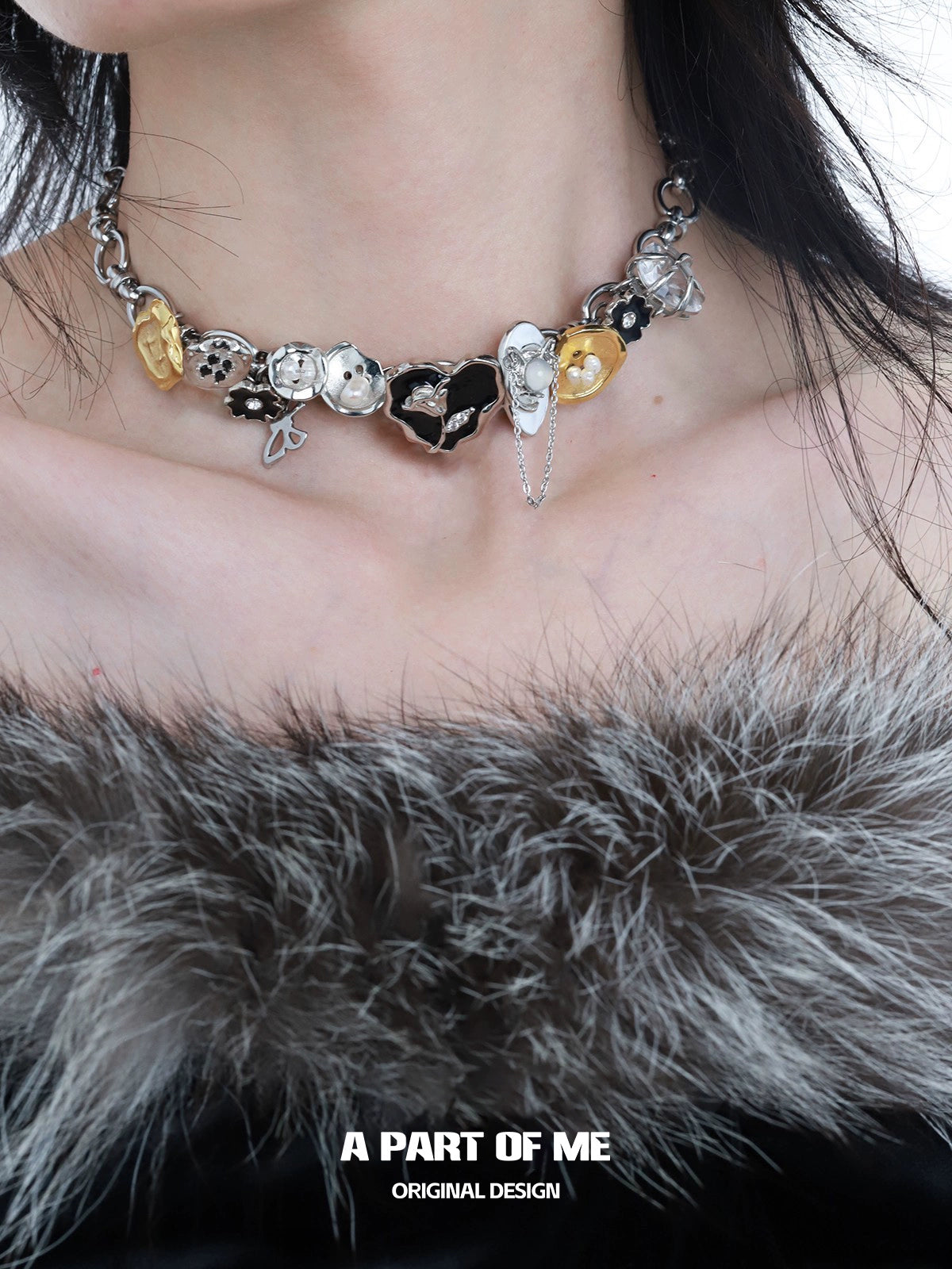 Black Gold Button Chain