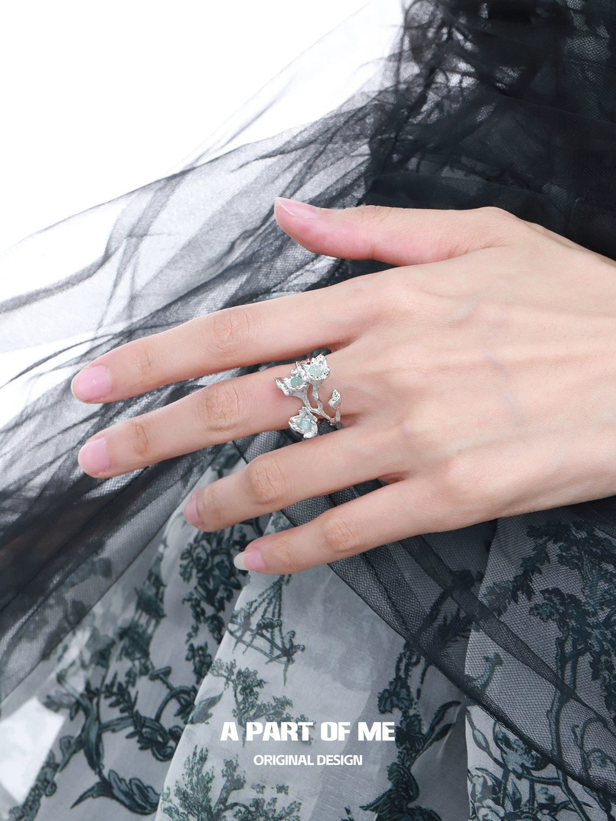 Blue Blooming Flower Ring