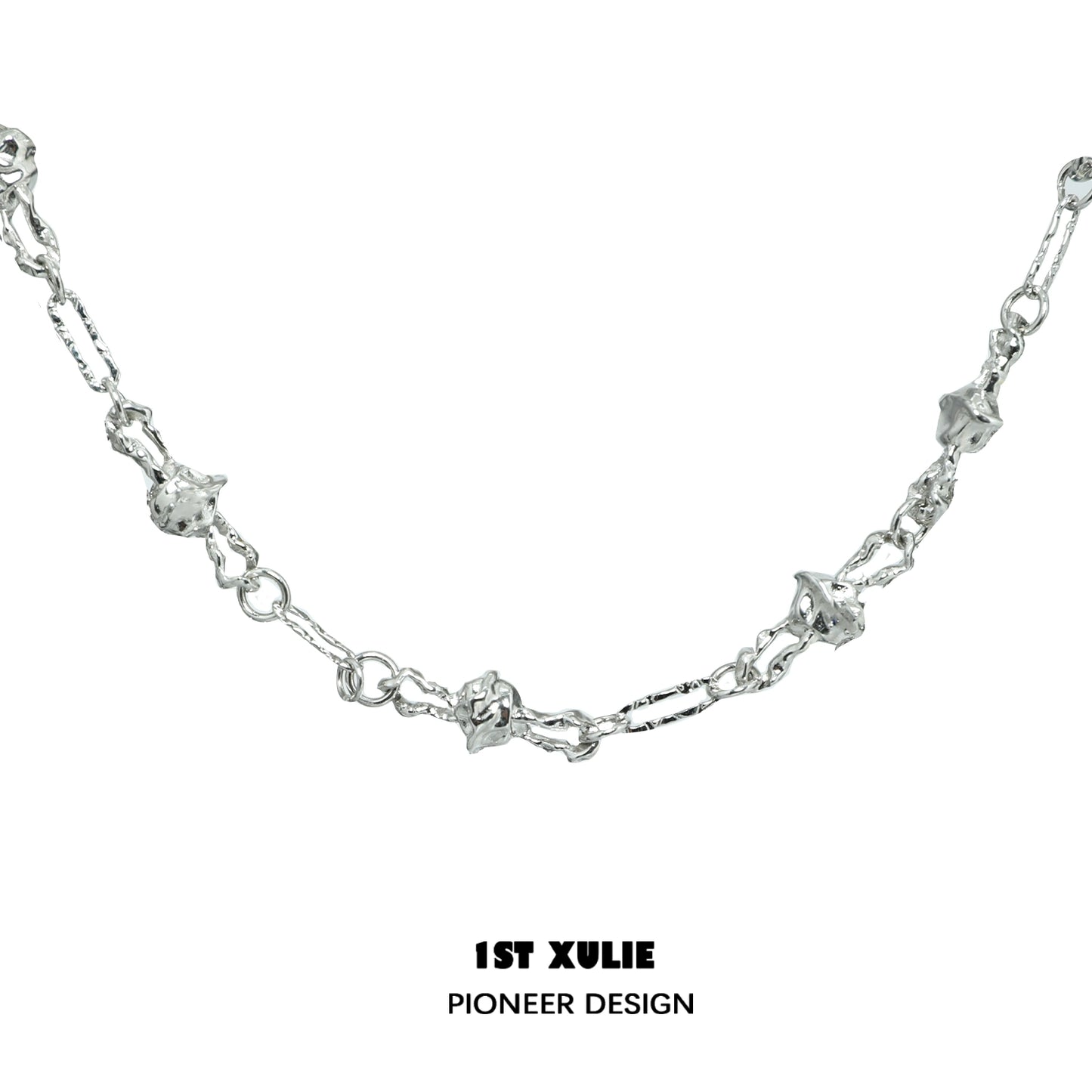 Fierce Crowned Cat Clavicle Chain