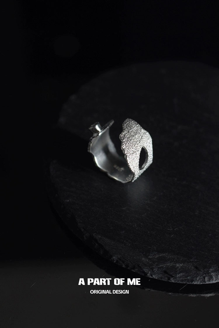 Travel Meaning Textured Ring