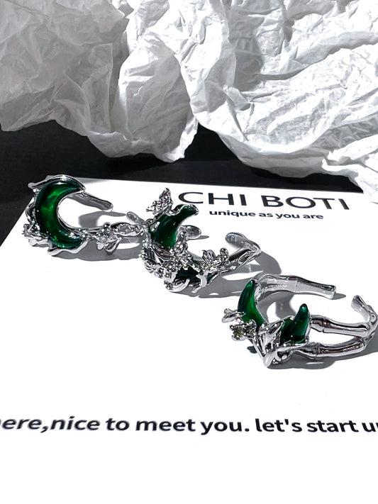 "Green Moon" Wrap Ring