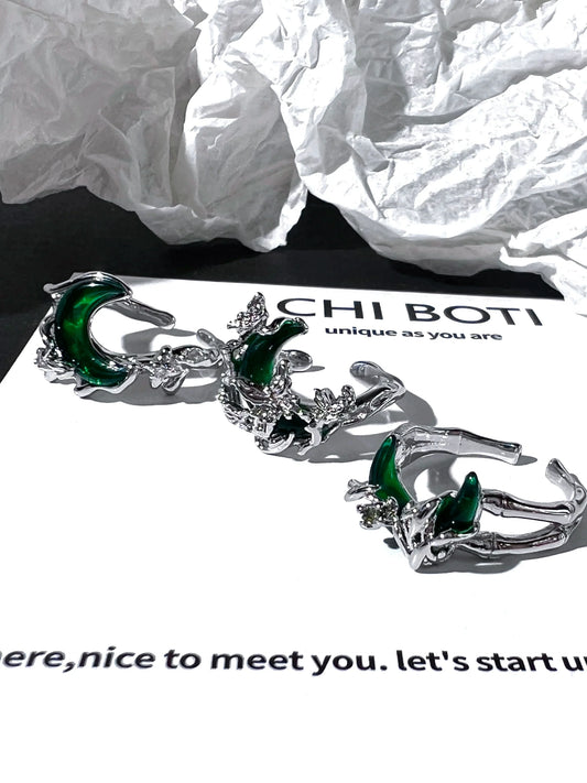 "Green Moon" Wrap Ring