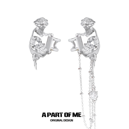 Wilderness Rose Diamond Earrings