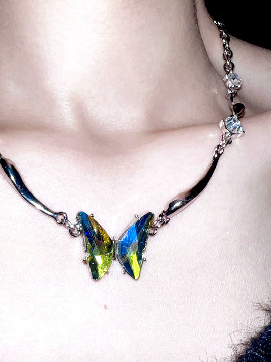 "Metal Butterfly" Zircon Necklace