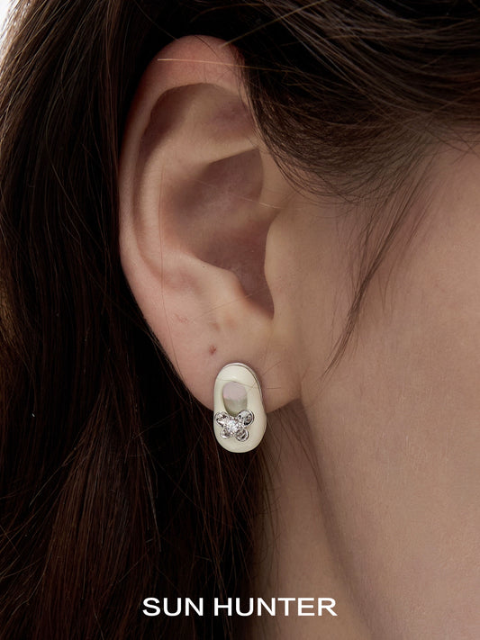 Vintage Cute Walking Shoe Earrings