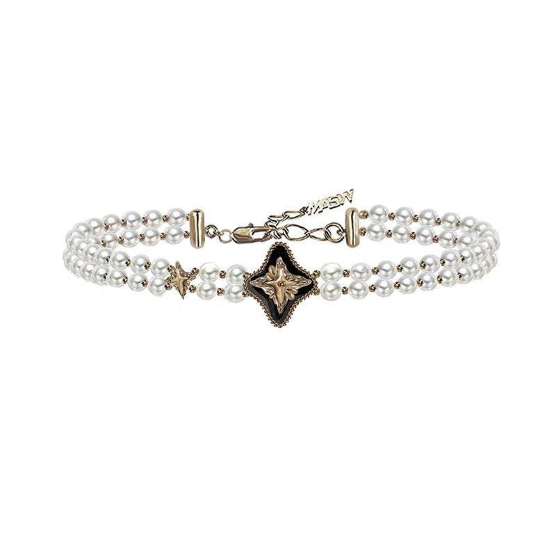 Retro Pearl Butterfly Choker