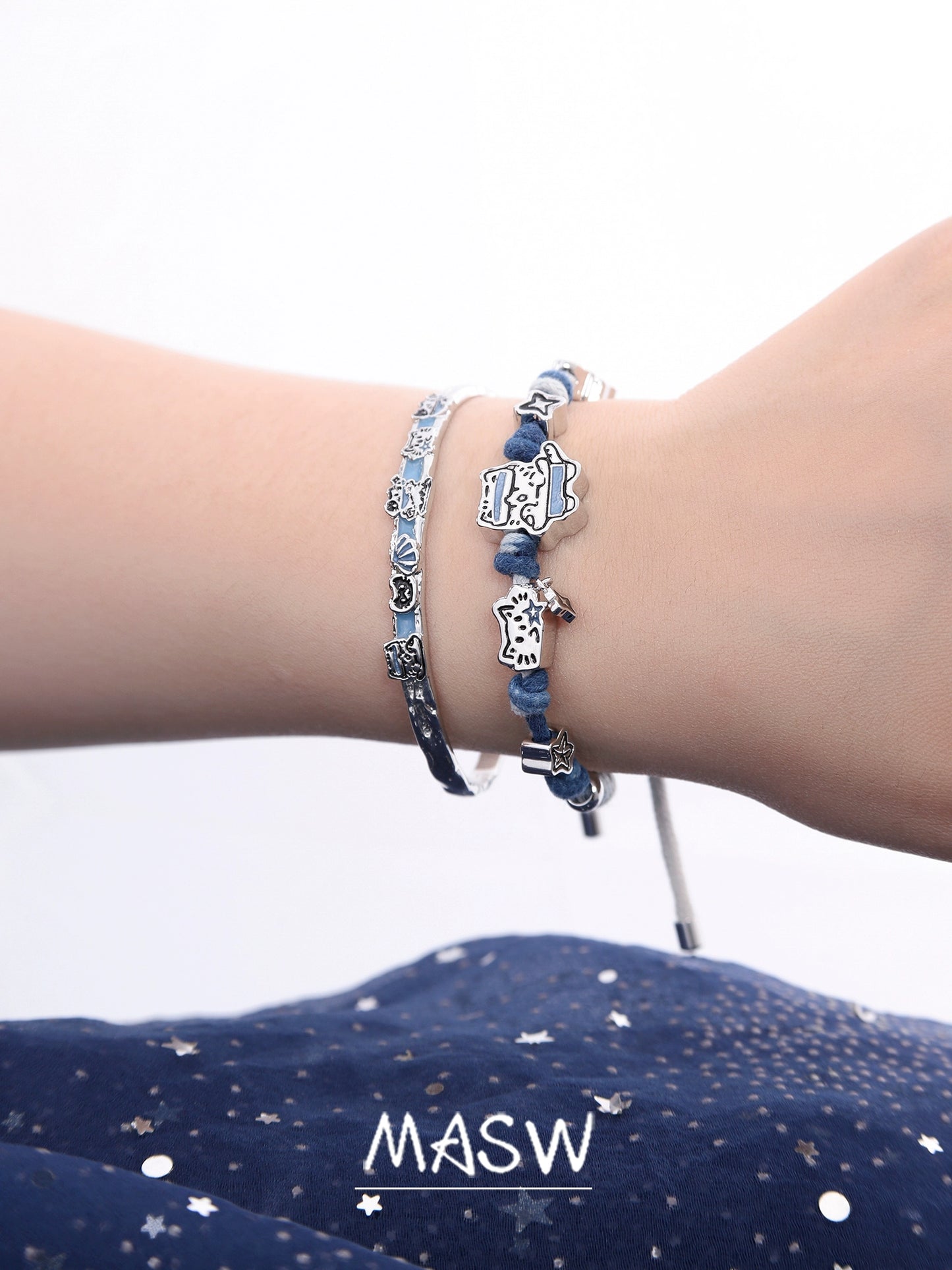 Blue Shell Cat Bracelet