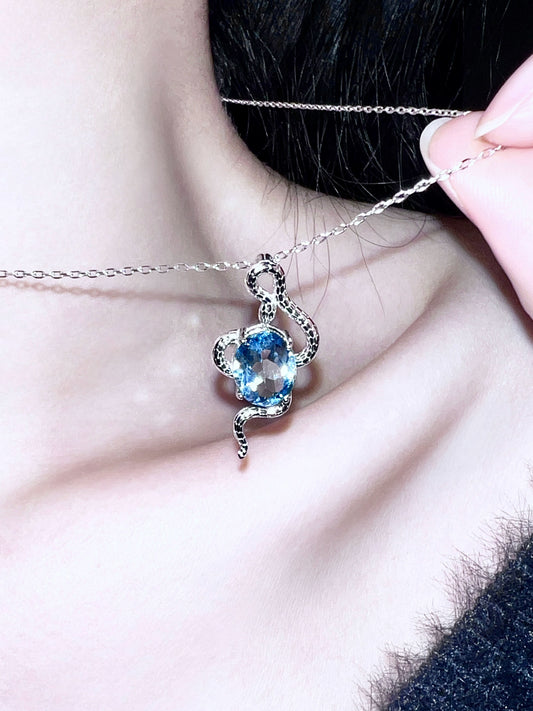 "Glazed Mirror" Topaz Necklace