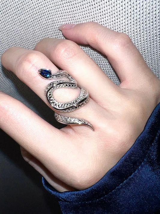 "Sound of Snake" Wrap Ring