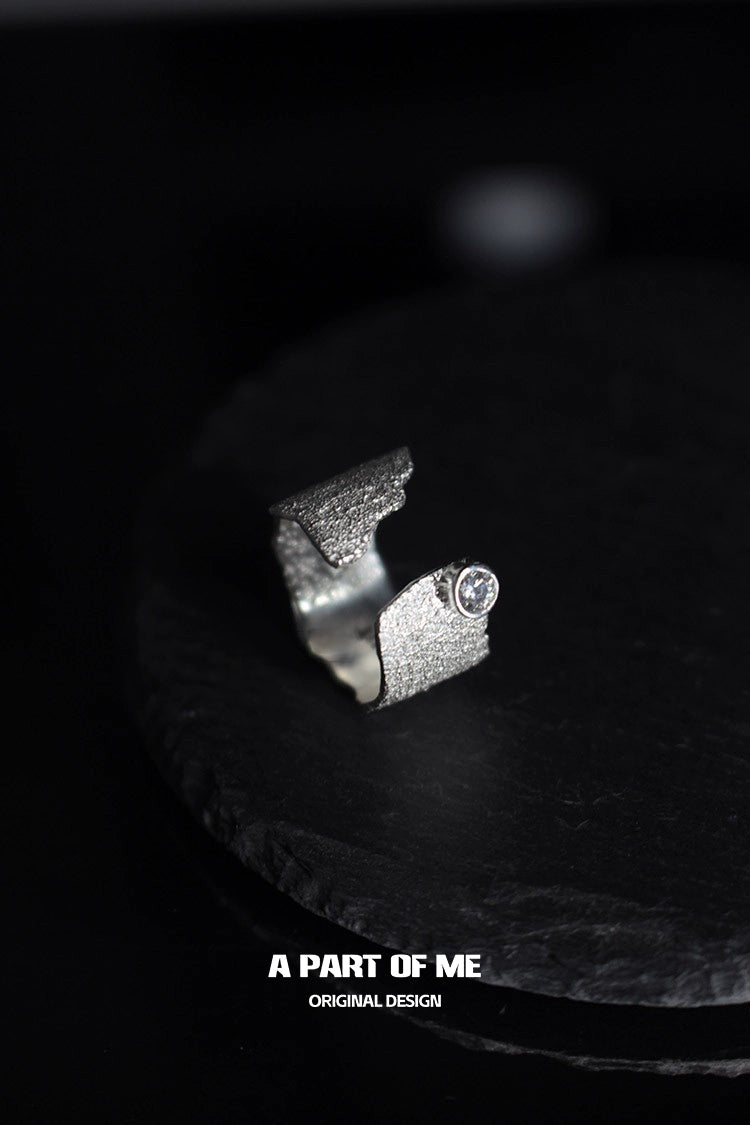 Travel Meaning Textured Ring