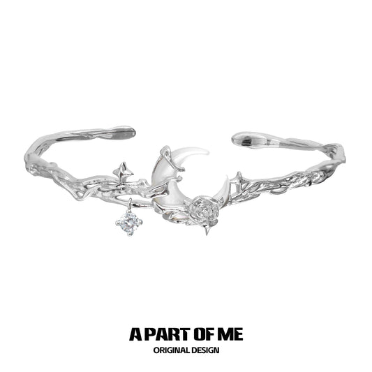 Moon Rose Diamond Bracelet