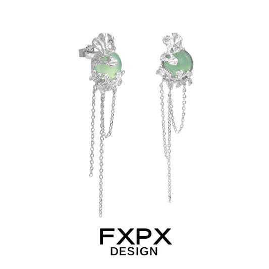 FXPX Bloody Doll Jewelry gentle green agate tassel earrings with silver chains and intricate design