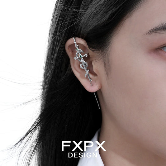 Unique FXPX Y2K snake ear piercing jewelry displaying a stylish snake design on the ear