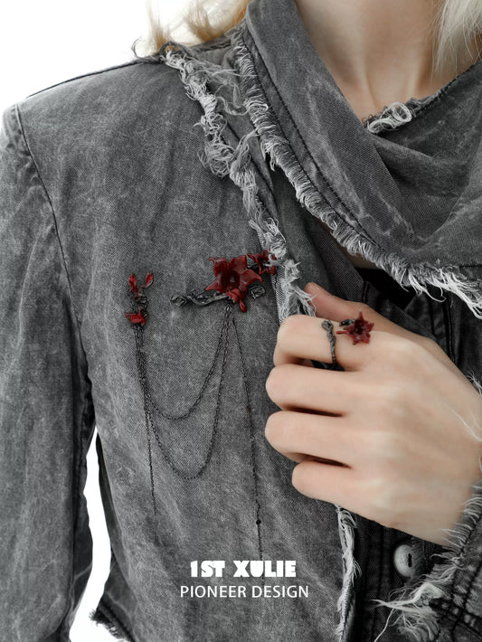 Gothic blood mandala brooch with floral design and chains for stylish fashion accessories