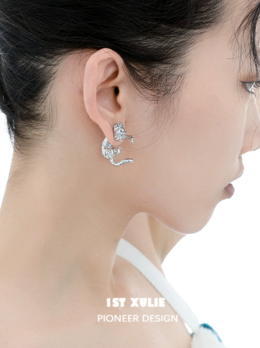 1ST XULIE Y2K cat earrings featuring a unique design perfect for stylish cat lovers