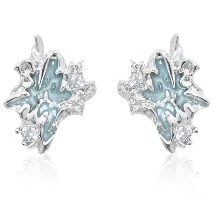 Elegant 1STXULIE Arctic Sea Breeze Earrings with Sparkling Accents and Unique Leaf Design