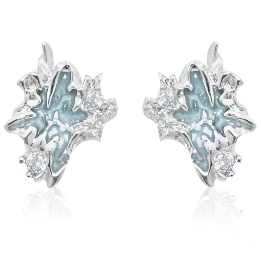 Elegant 1STXULIE Arctic Sea Breeze Earrings with Sparkling Accents and Unique Leaf Design
