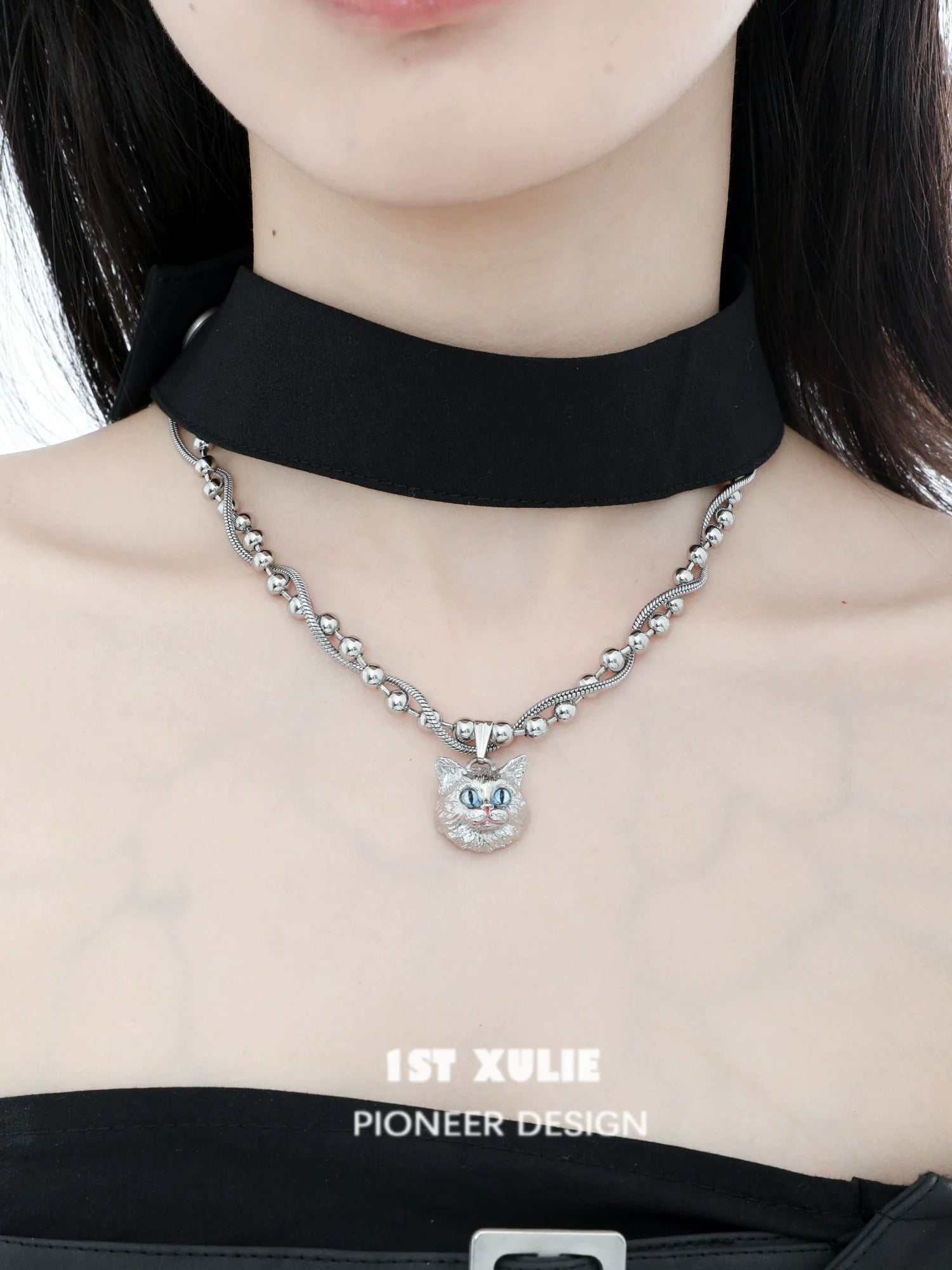 1ST XULIE Cat Crown Necklace featuring a sparkling cat pendant on a beaded chain