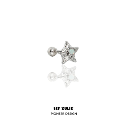 1STXULIE Cosmic moon and star earrings in silver with an opal detail for a celestial look