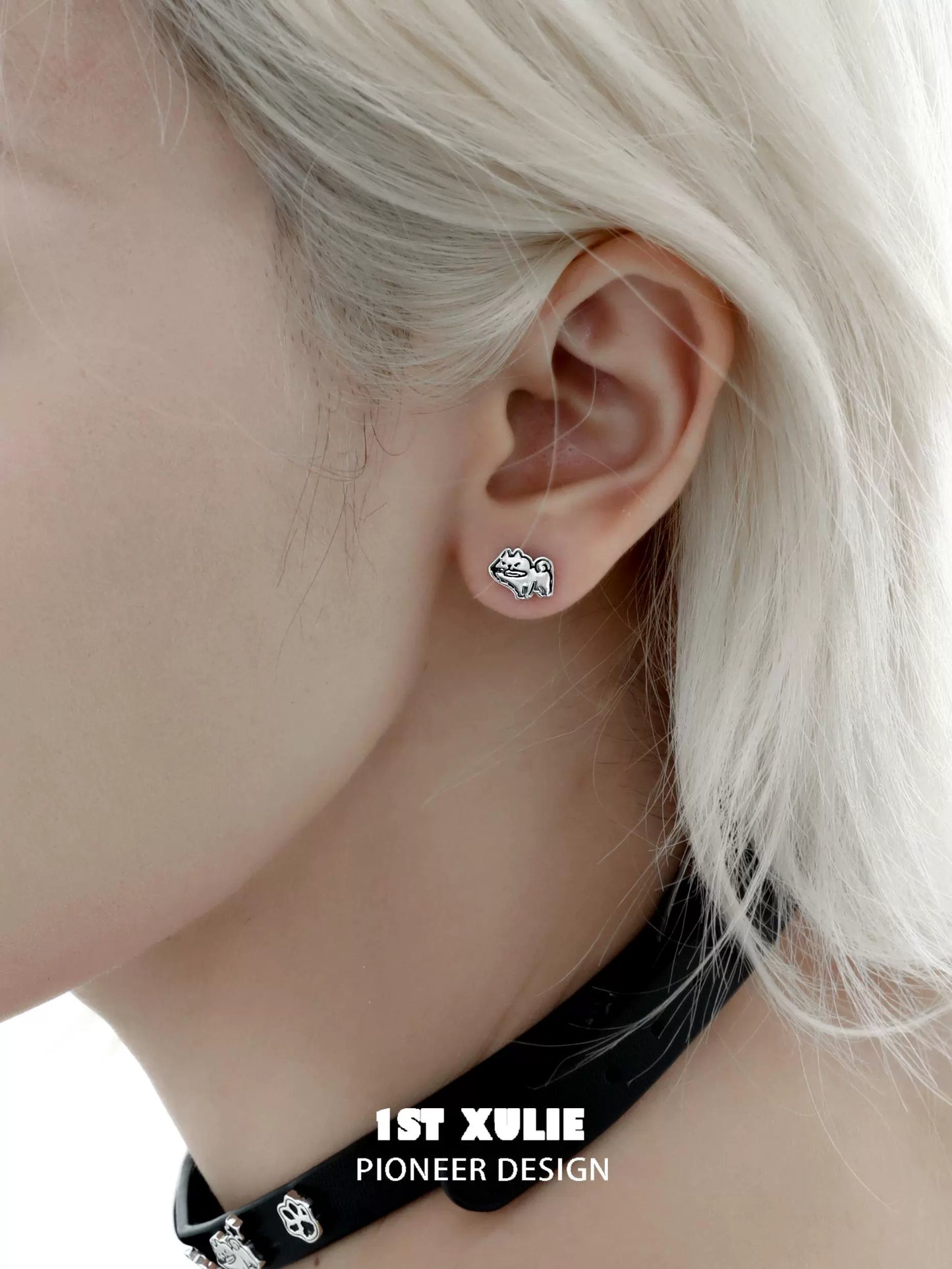 Cute puppy earrings featuring a playful dog design, perfect for animal lovers and casual wear