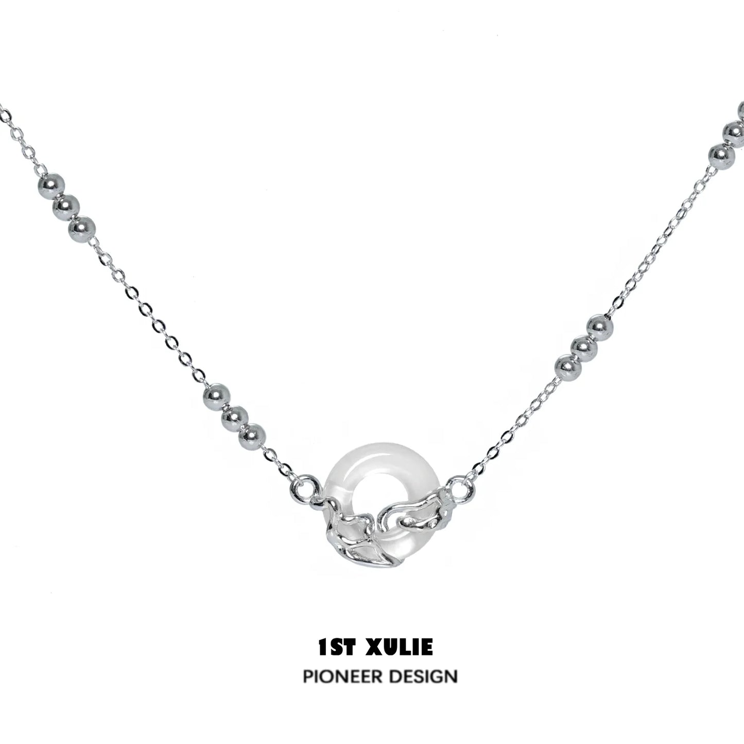 Eternal rings silver necklace from 1STXULIE with a modern design and elegant finish