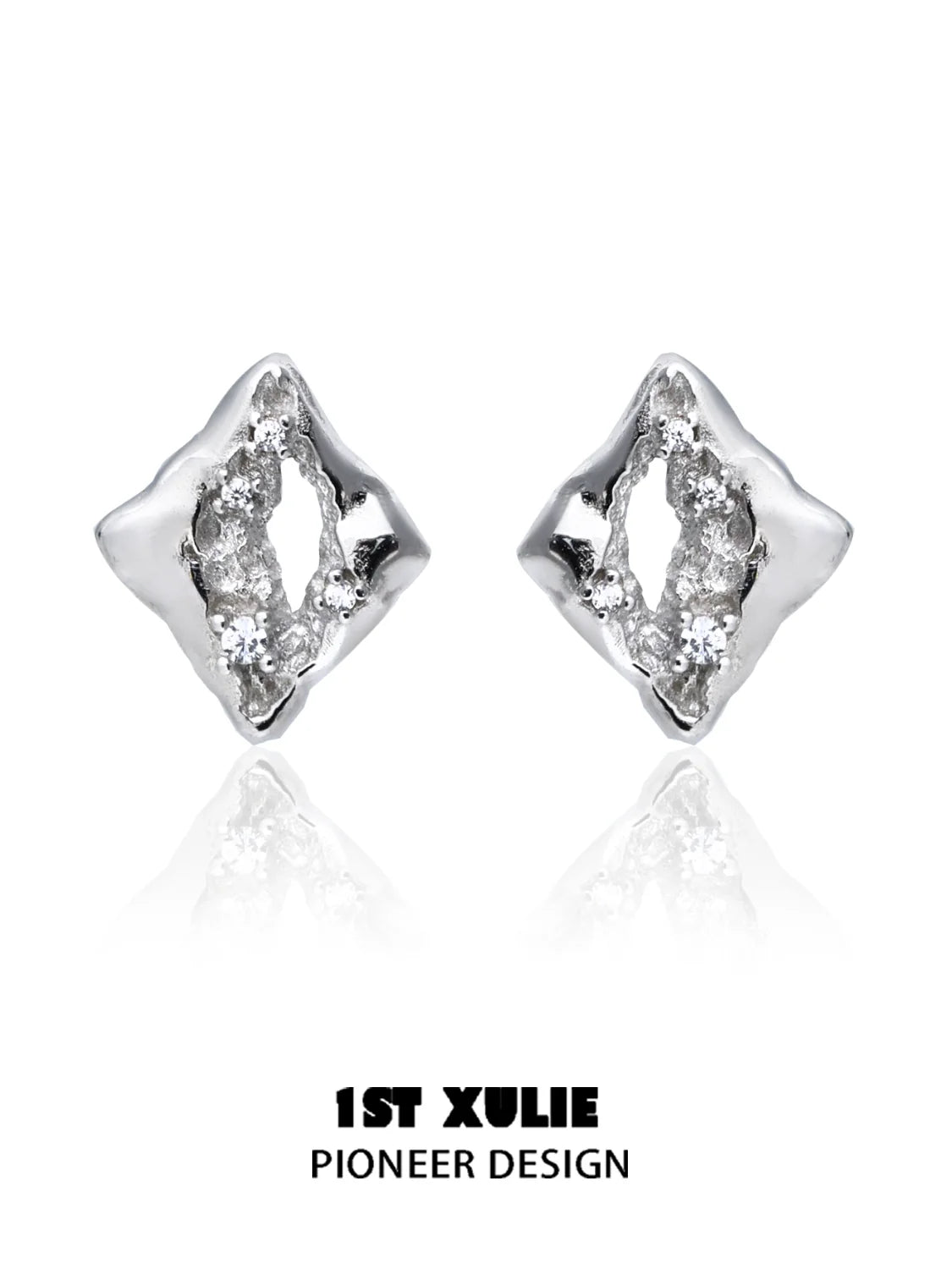 Geometric silver earrings with a unique diamond shape design from 1ST XULIE
