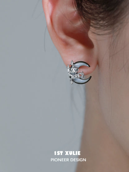 1ST XULIE Gothic Moon Earrings with Silver Detailing and Star Accents for a Unique Style
