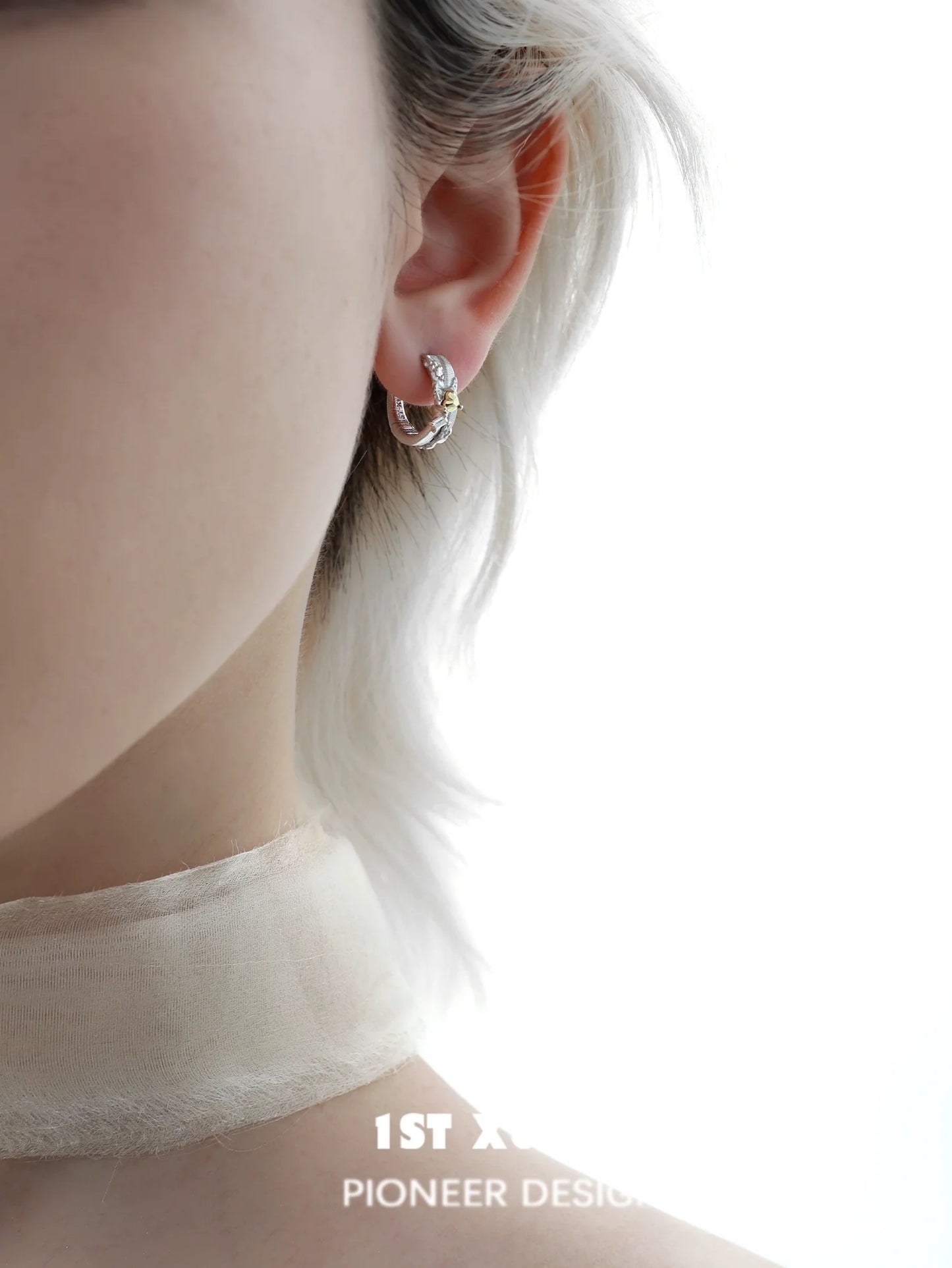 Elegant 1STXULIE heart couple earrings featuring a sparkling design for romantic occasions