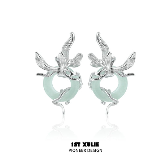 Iris silver stud earrings featuring floral design with a delicate green accent for elegant style