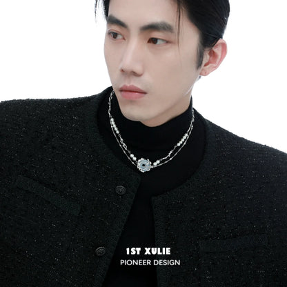 Stylish punk pearl choker necklace worn by a model, featuring unique design elements for a modern look
