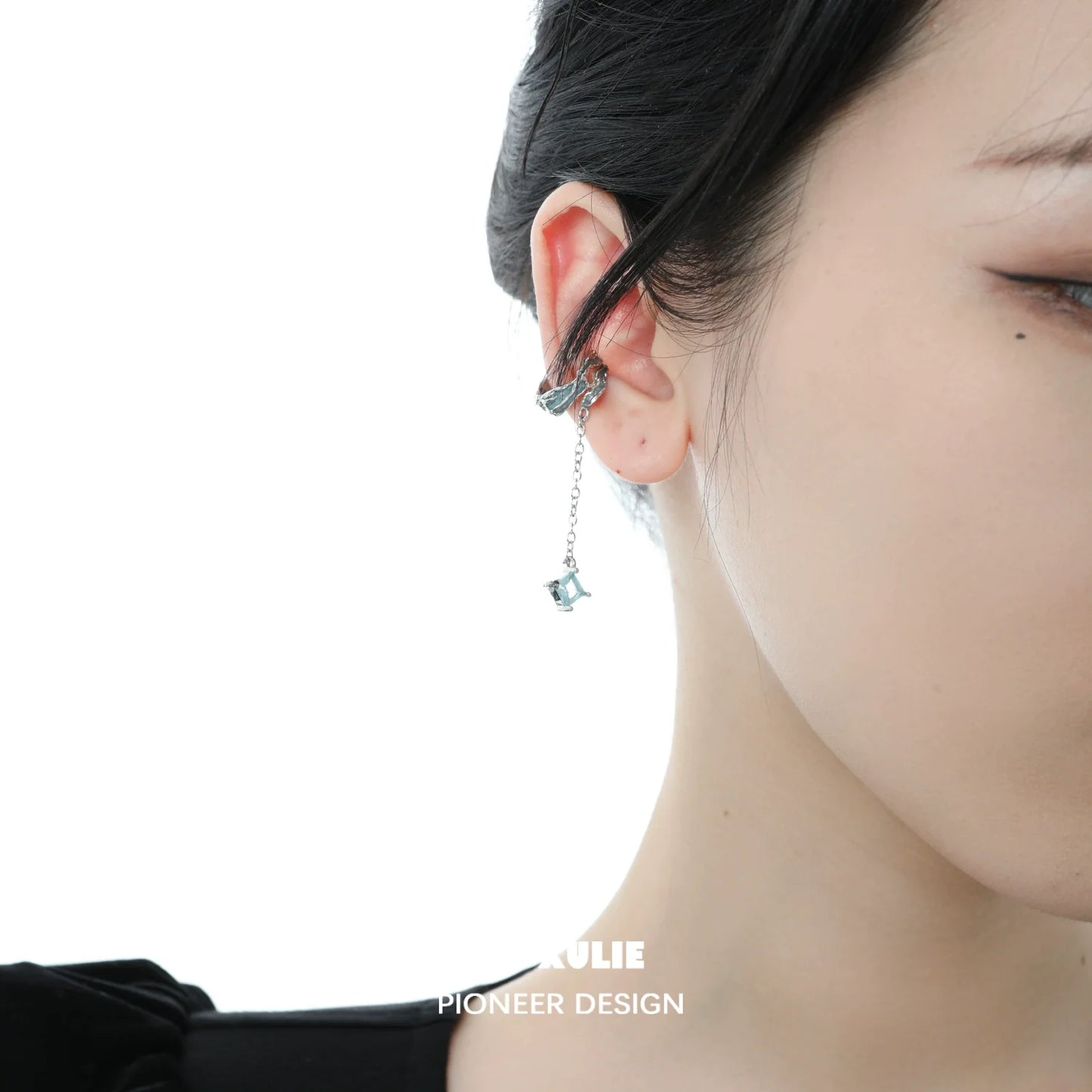 Fashionable sea breeze star ear clip designed for stylish accessory lovers