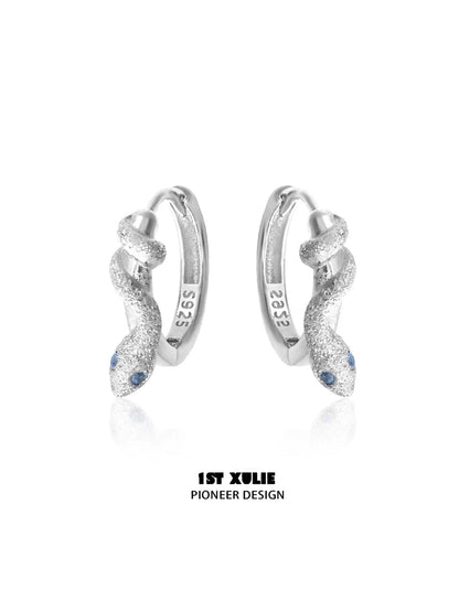 Snake hoop earrings silver with sparkling detail and blue accents for a stylish look