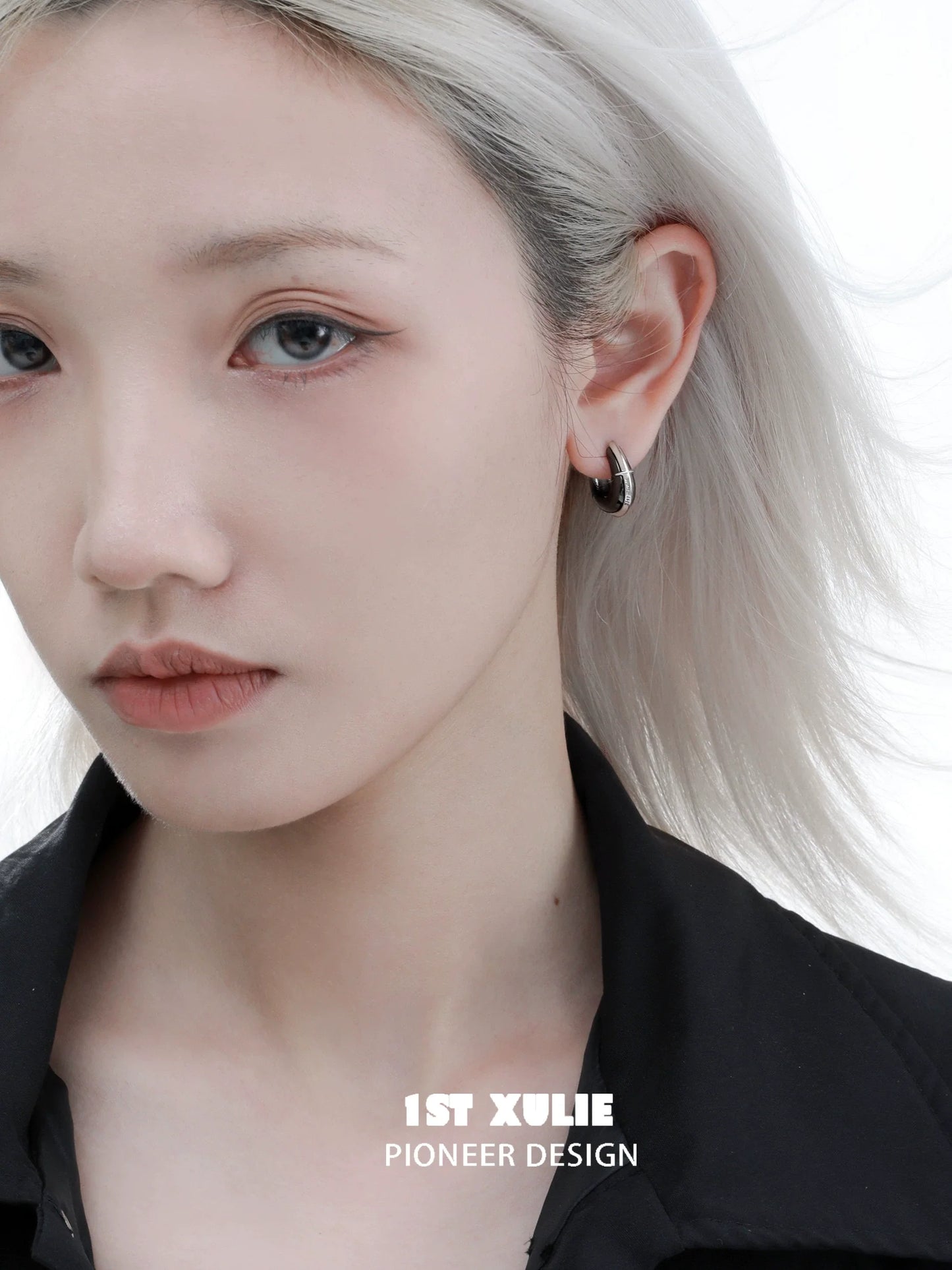 1ST XULIE Urban Edge Hoop Earrings in Silver for a Stylish and Modern Look