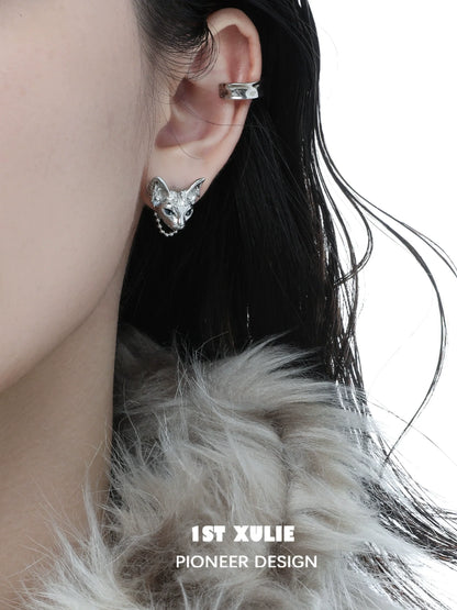 Y2K cat chain earrings in silver featuring a unique feline design for trendy fashion lovers