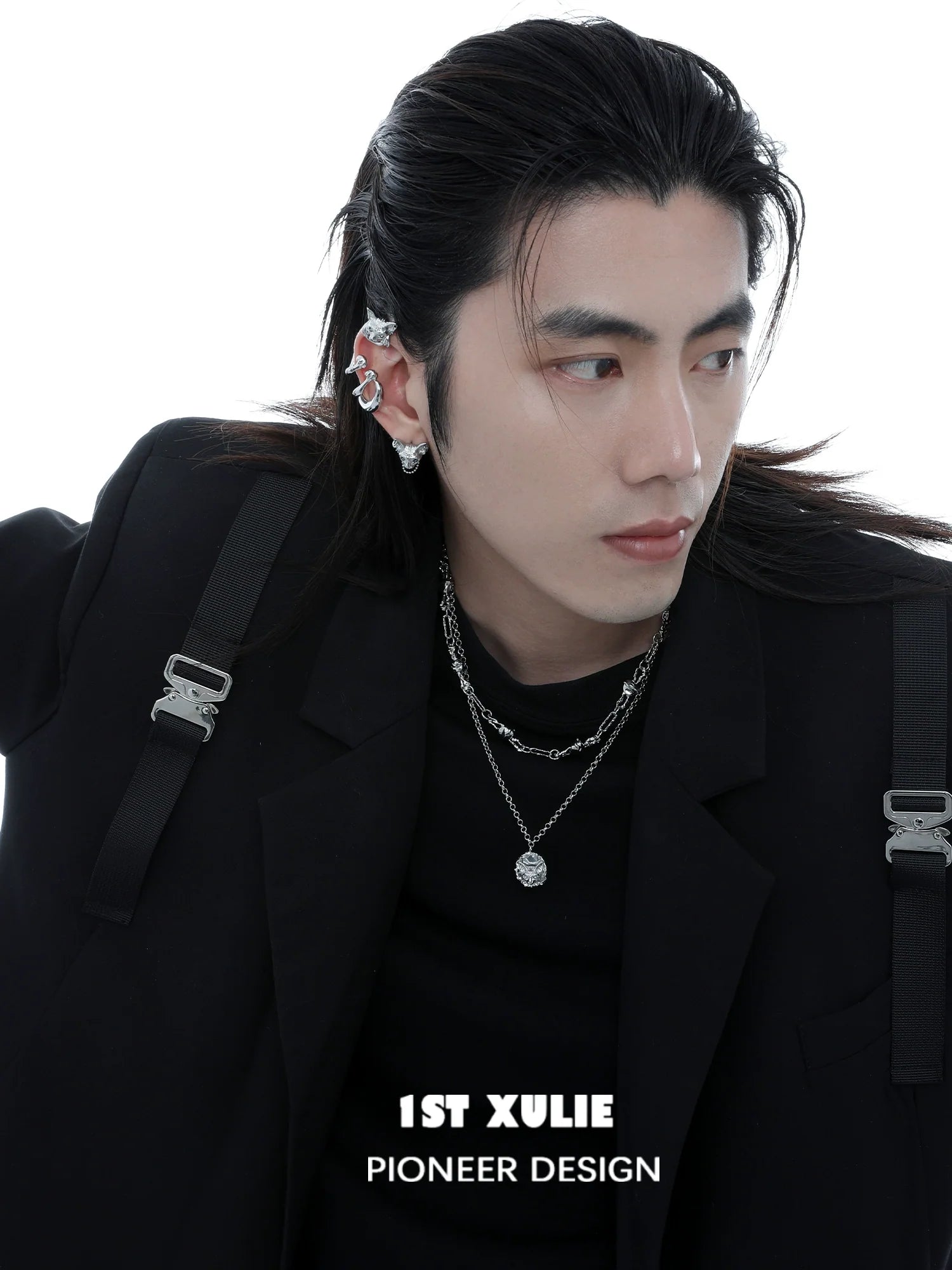 Trendy Y2K cat chain earrings showcased on a model with long hair and stylish outfit