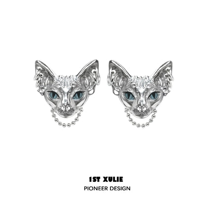 Stylish Y2K cat chain earrings featuring intricate silver cat design with blue eyes