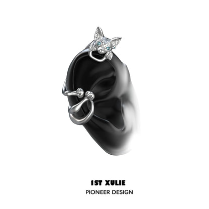 Y2K cat ear cuff featuring a cute cat design with sparkling accents for trendy ear fashion