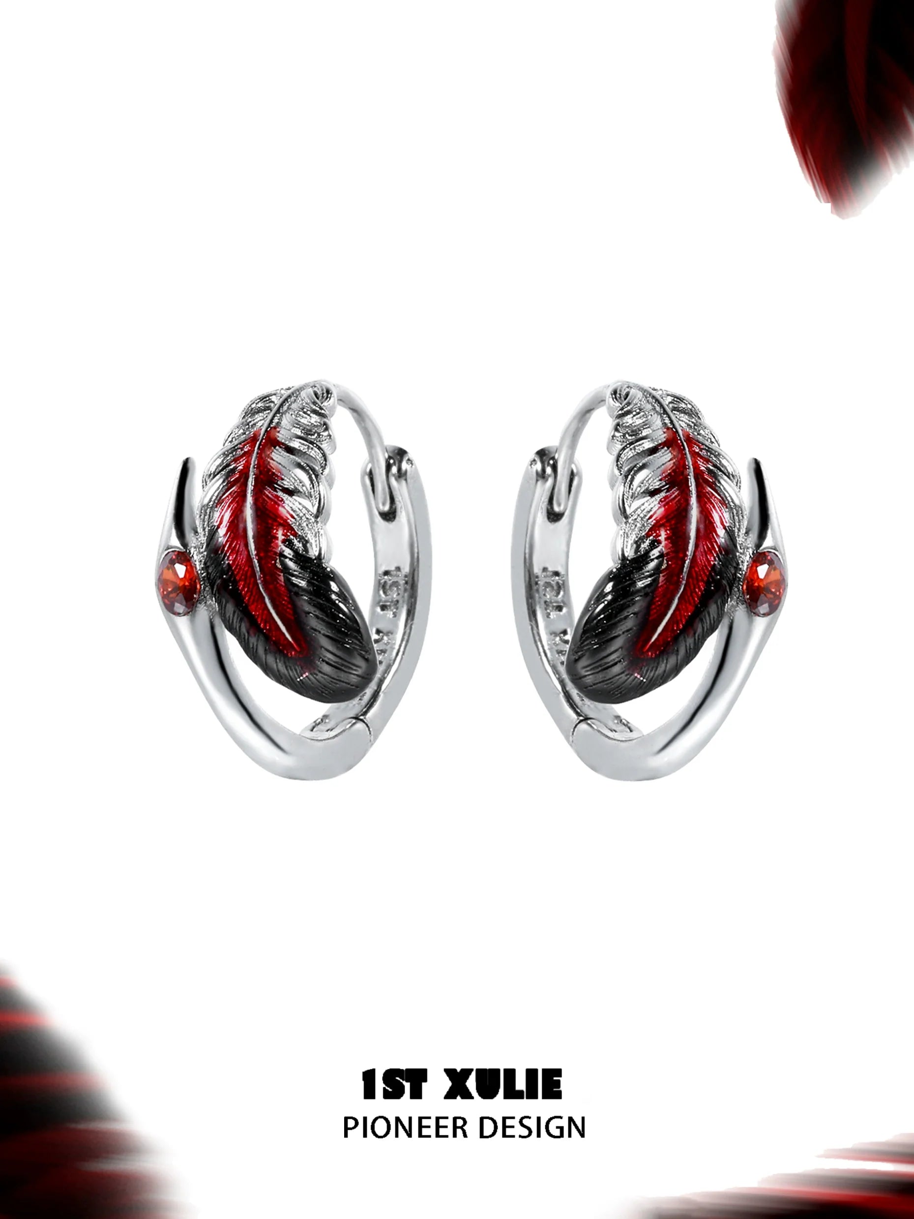 1ST XULIE Y2K feather earrings in silver with red accents for a trendy look