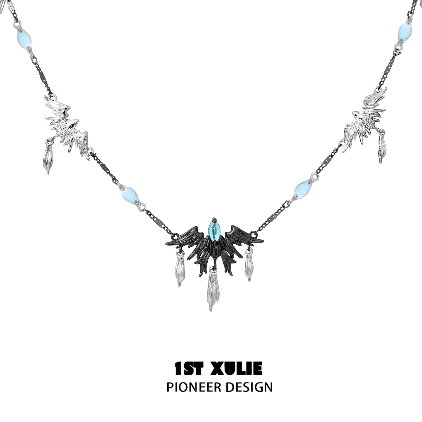 Y2K feather necklace by 1STXULIE featuring unique designs and vibrant beads for a stylish accessory