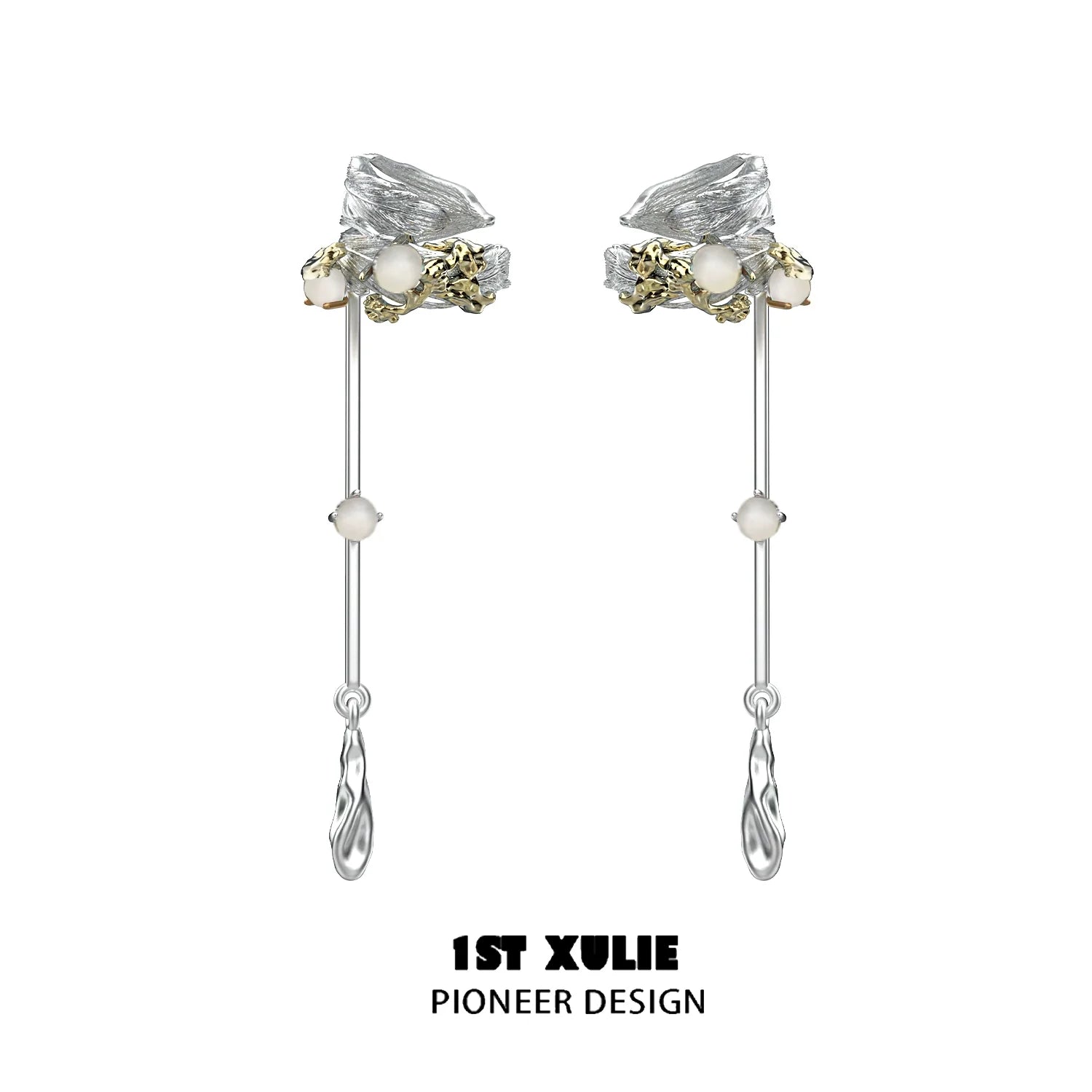Y2K feather tassel ear clip design with silver accents and decorative elements for a unique look