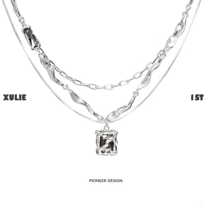 1STXULIE Y2K frost gem necklace featuring layered silver chains and a unique pendant design